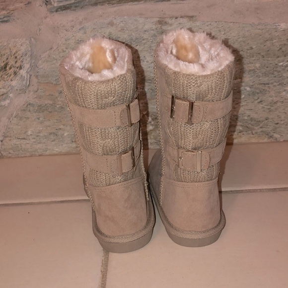 Rampage Fur Lined boots size 6 - Picture 2 of 6